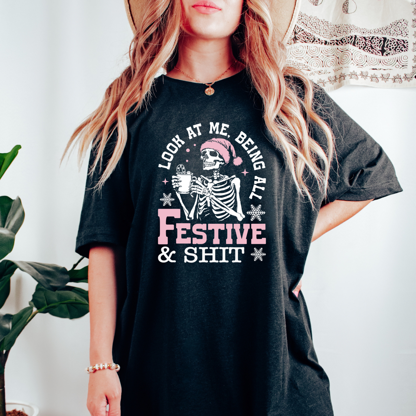 Wholesale Festive and shit skeleton - Black Tee