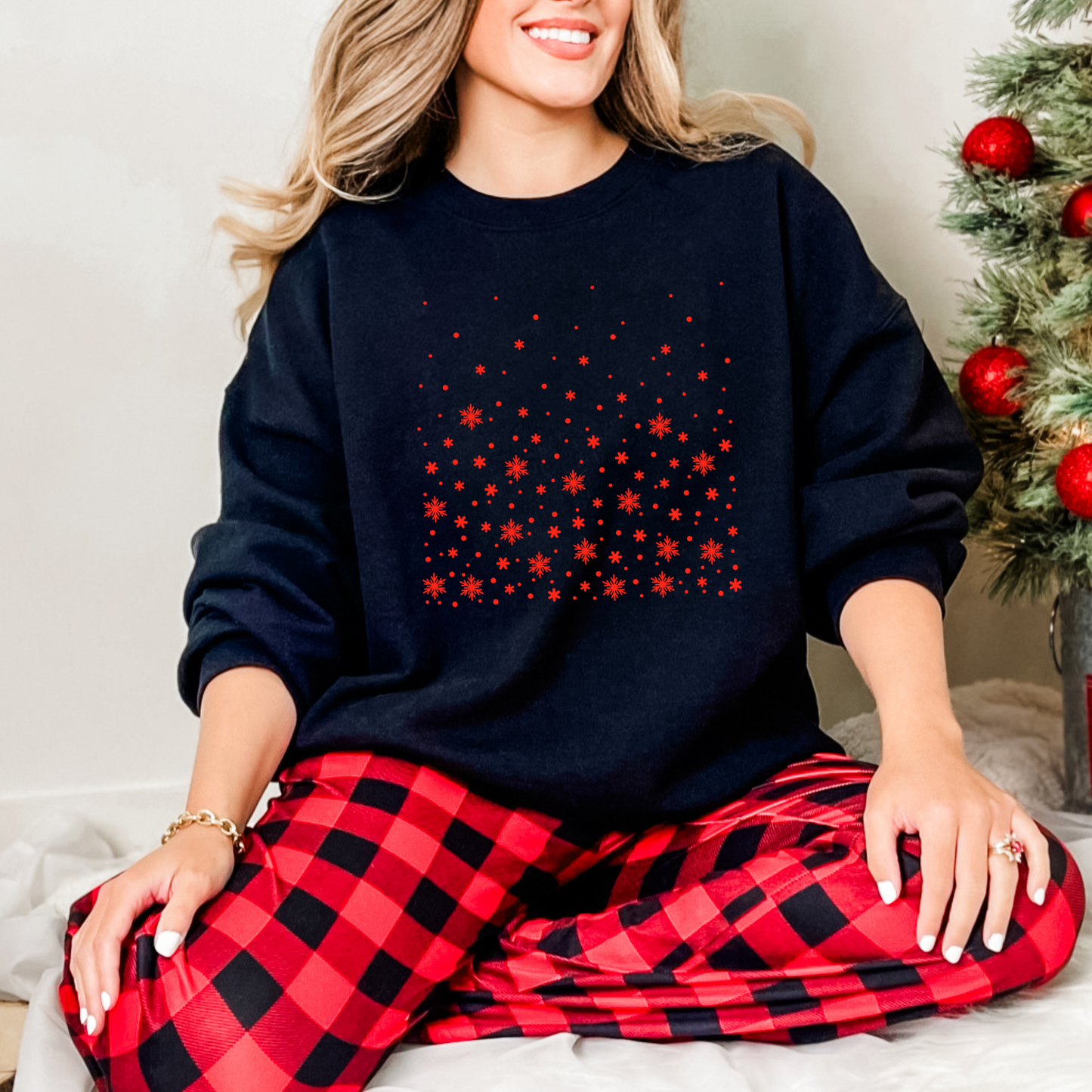 Wholesale Falling Snowflakes - Black Tee
