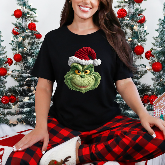 Wholesale Yarn Grinch Graphic Tee - Black Tee