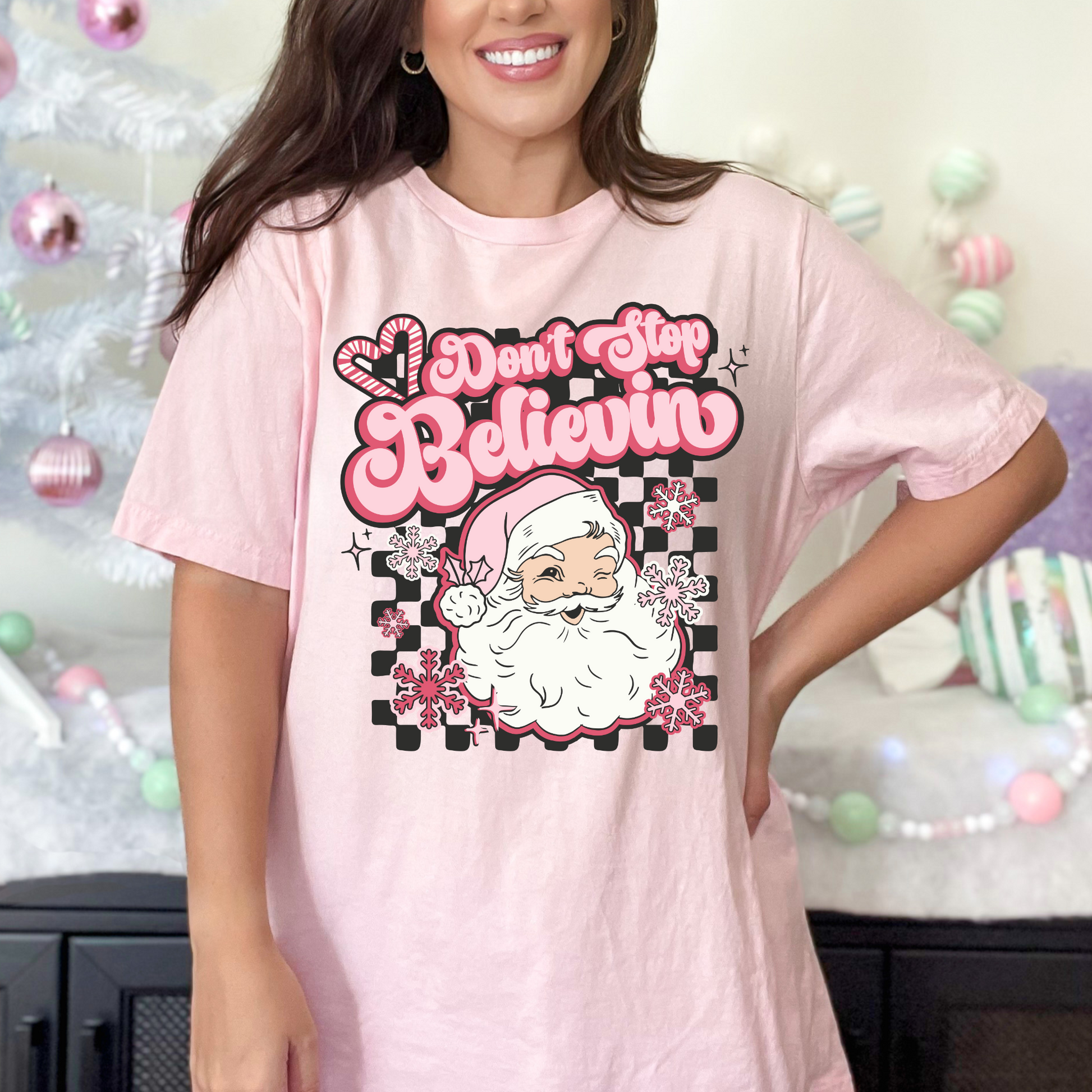 Wholesale Pink Santa Don't Stop Graphic Tee - Light Pink Tee