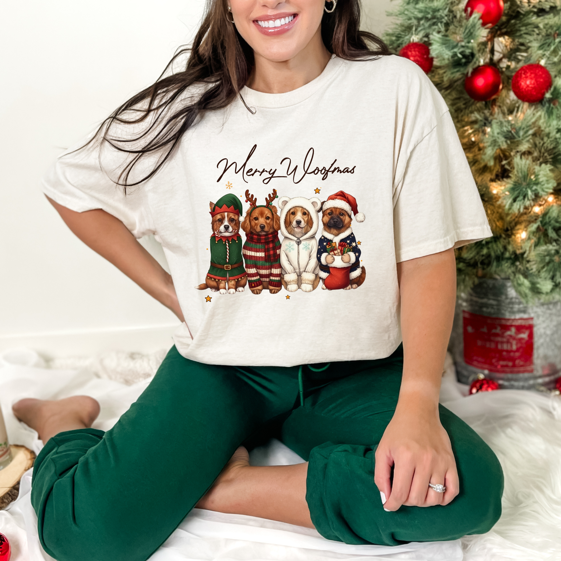 Wholesale Merry Woofmas Dogs Graphic Tee - Natural Tee