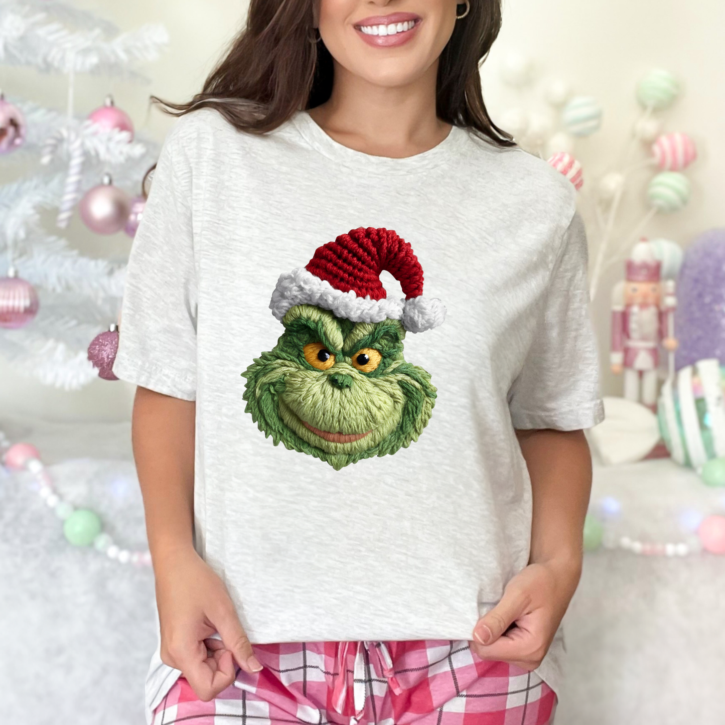 Wholesale Yarn Grinch Graphic Tee - Ash Tee