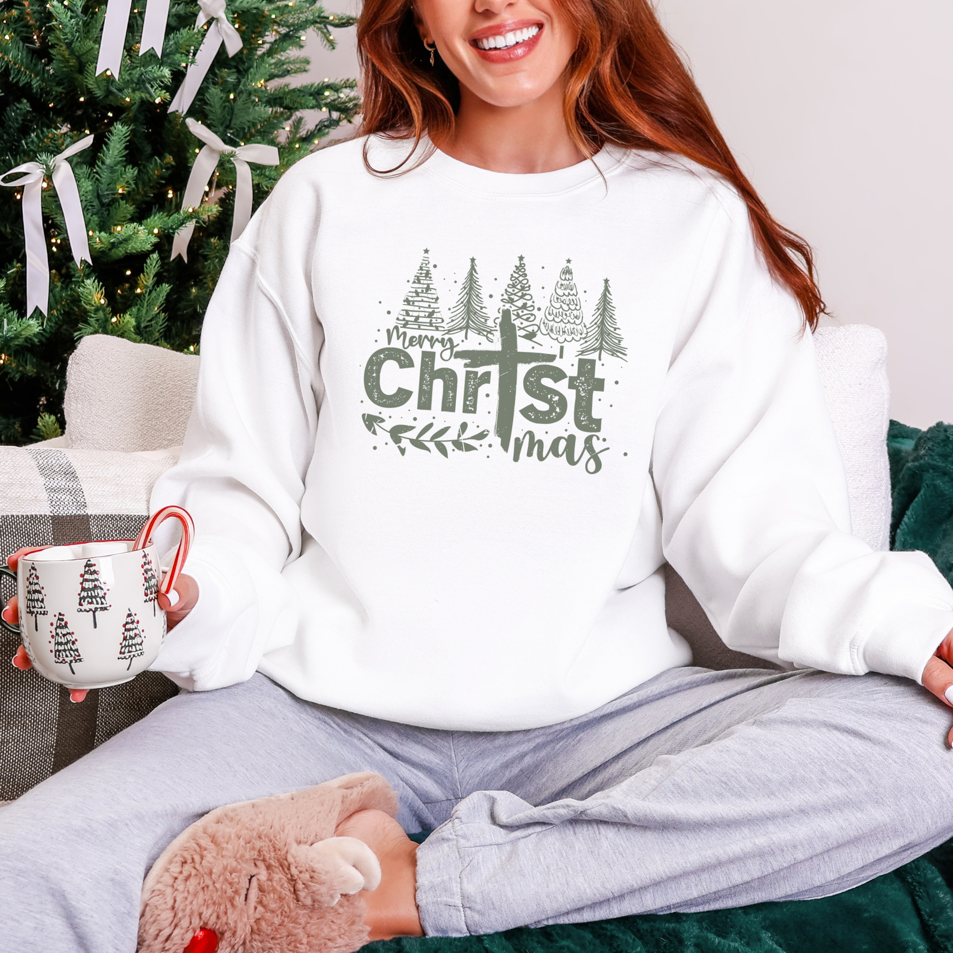 Wholesale Distressed Merry Christmas Sweatshirt - White Sweatshirt