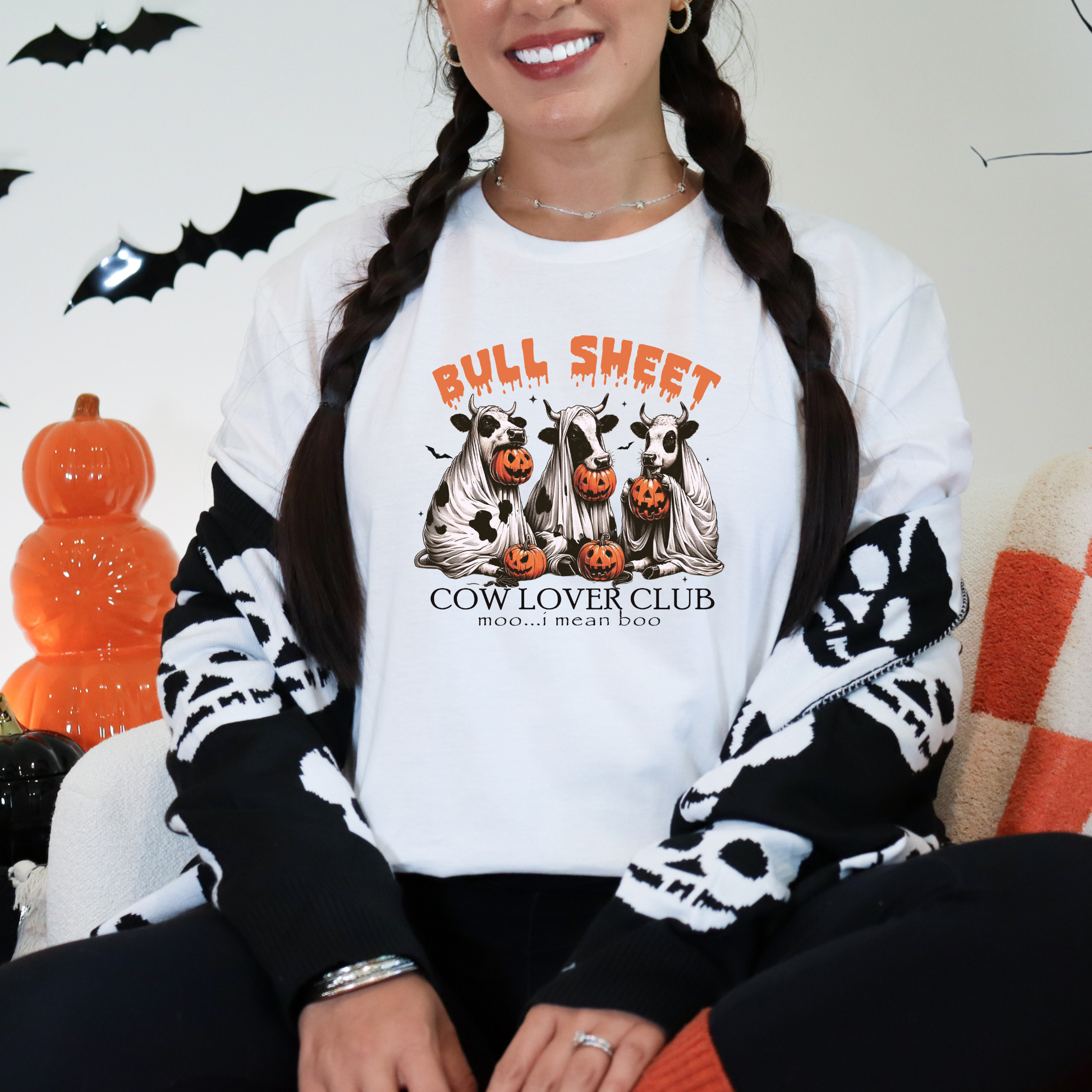 Wholesale Bull sheet cow lover club Graphic Tee - White Tee