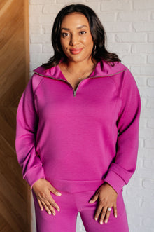  Hamptons Travel Half Zip Pullover in Magenta