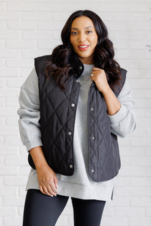  Layering Queen Quilted Puffer Vest in Black