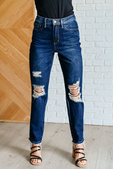  Montana High Rise Rigid Magic Distressed Straight Jeans