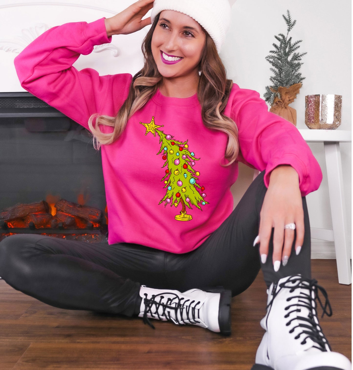 Wholesale Cartoon Christmas Tree - White Sweatshirt