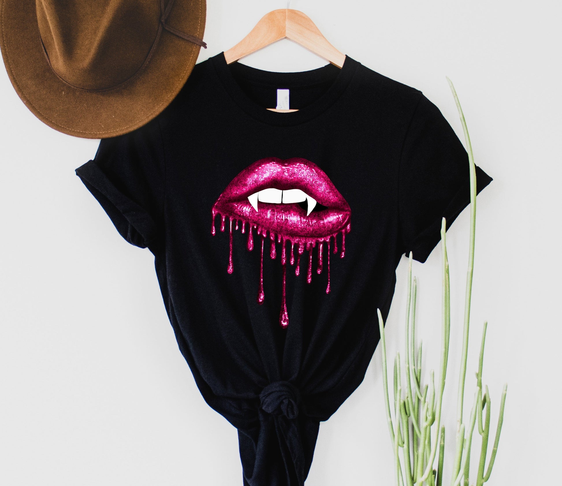 Wholesale Glitter Vampire Lips Graphic Tee - Purple