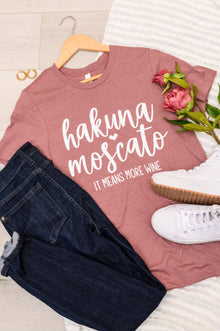  Hakuna Moscato Graphic Tee