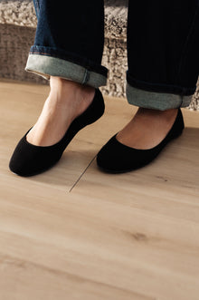  On Your Toes Ballet Flats in Black